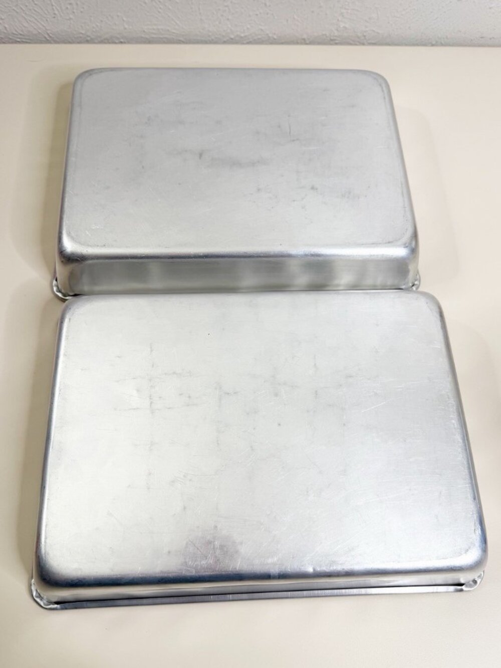 VTG 9 X 13 X 2.5 Aluminum Cake Pan (Lot Of 2) without lids EUC